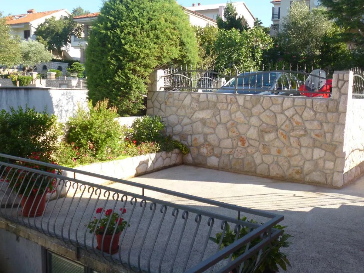 Apartments Mauro Novi Vinodolski